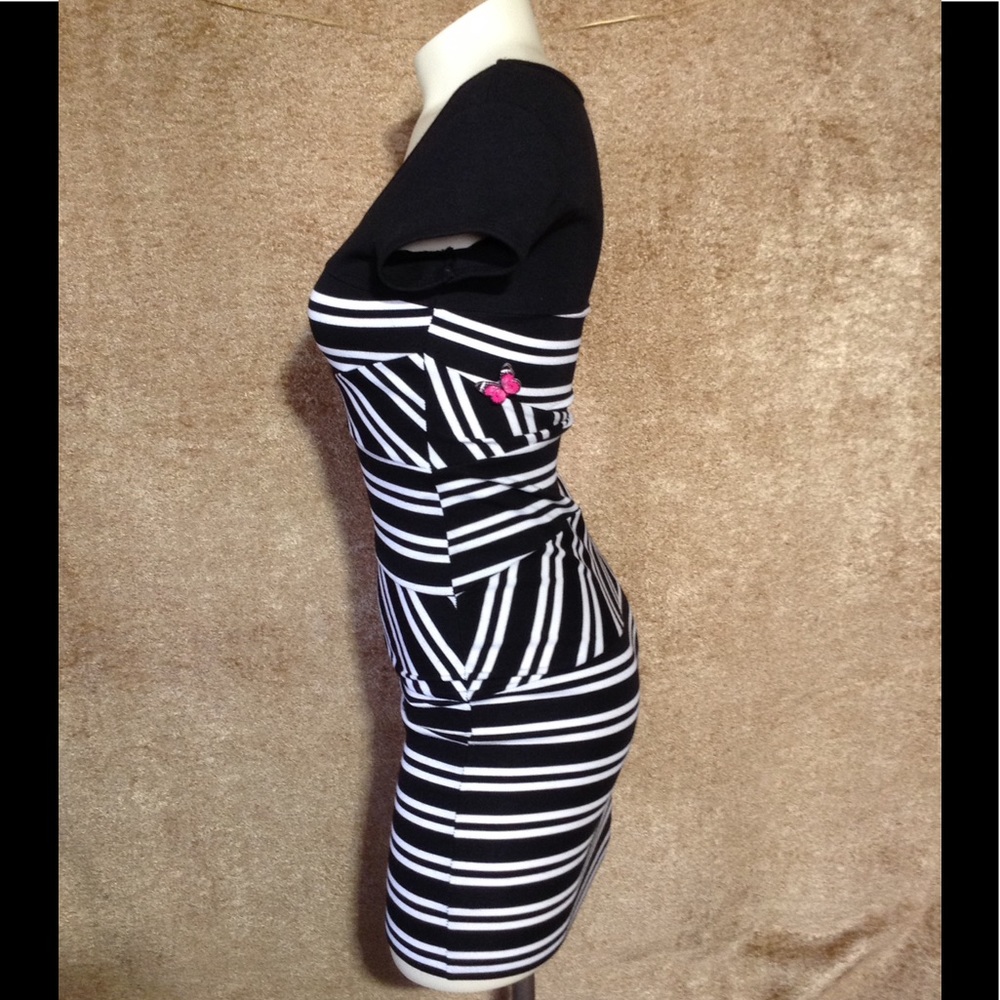 GUESS BLACK & WHITE BODYCON DRESS - Picture 2 of 8